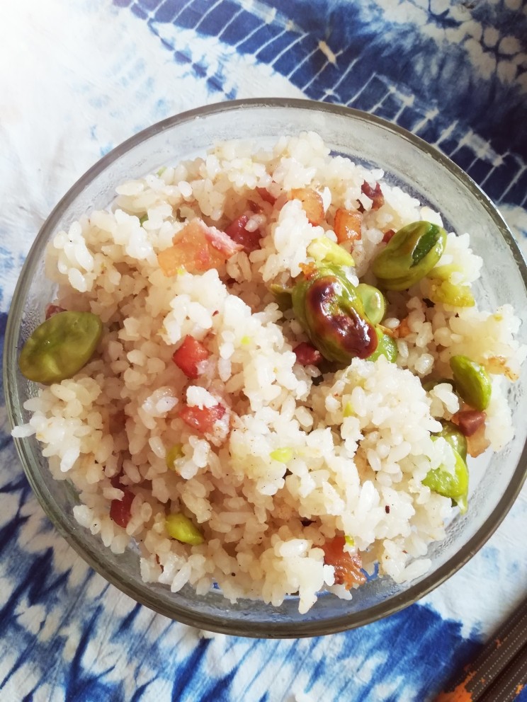 豆闷饭,香喷喷的豆闷饭就好啦