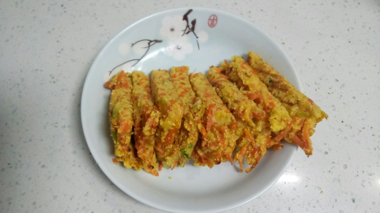 玉米面
胡萝卜鸡蛋小葱饼