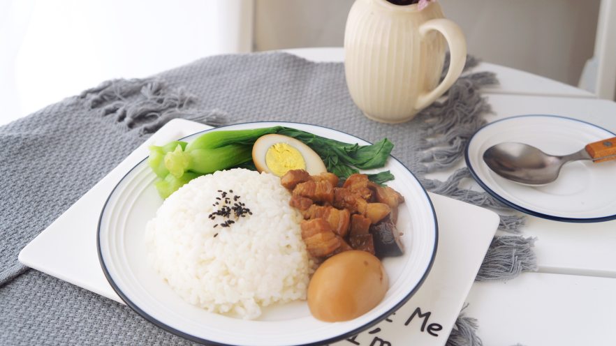 台式卤肉饭