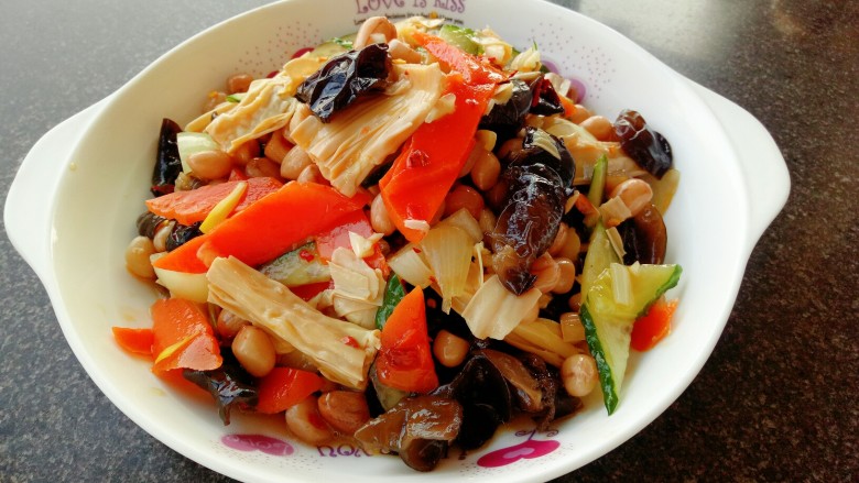 素杂拌~超级美味的凉拌菜,装盘😍夏日必备,超级下酒的凉菜😊