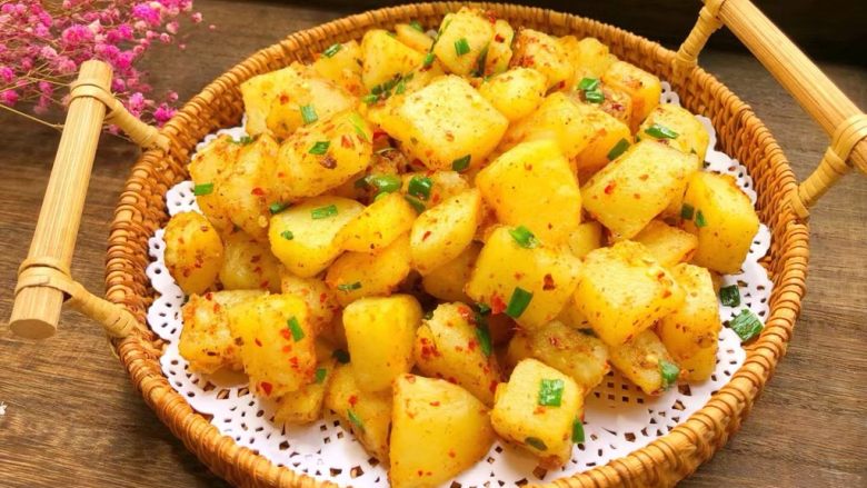 孜然土豆,有烧烤的味道哦!