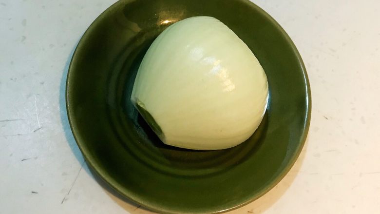 香椿系列之四 法式香椿煎饼,小圆葱半个