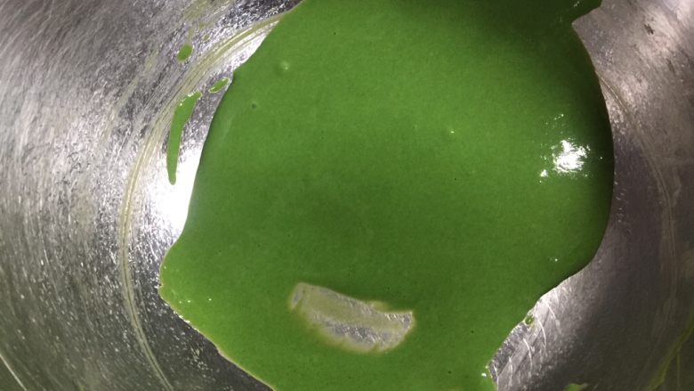 菠菜溶豆(无酸奶版),混合至细腻无颗粒即可