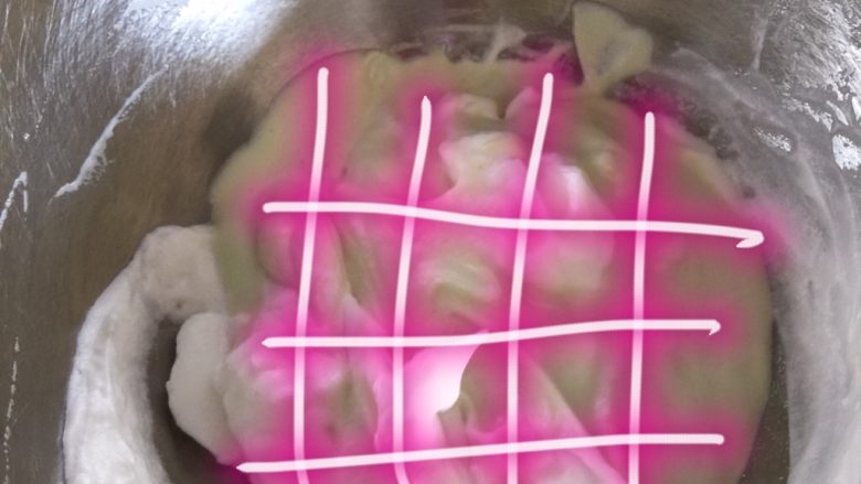 菠菜溶豆(无酸奶版),转动你的打蛋盆,继续切切切把蛋白切碎了