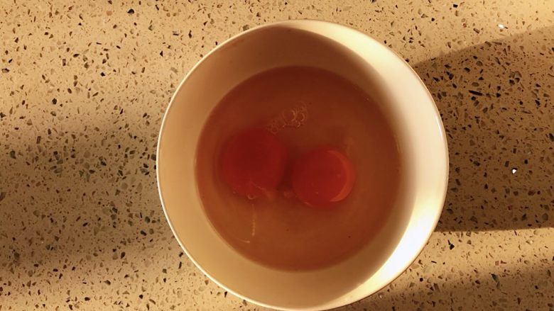 营养教授说番茄炒蛋加一物,人人称赞,成为你家的得意料理!,<a style='color:red;display:inline-block;' href='/shicai/ 9'>鸡蛋</a>打出。