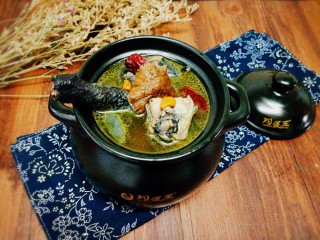 菌类料理+红枣榛蘑乌鸡汤