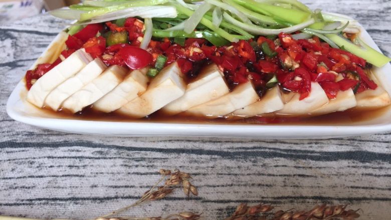 双椒豆腐,来张侧面照,诱人不?
