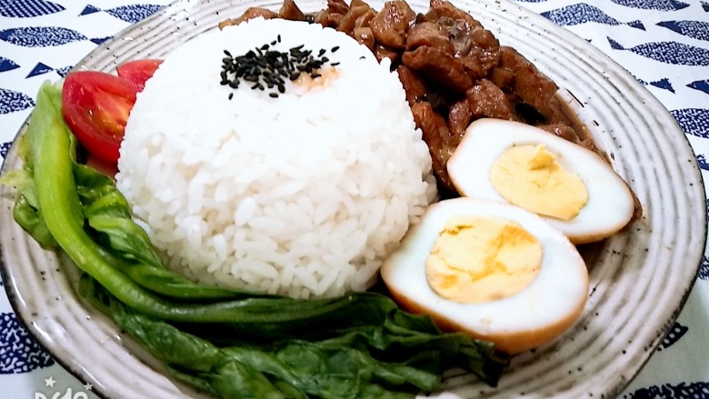 卤肉饭,美美哒!