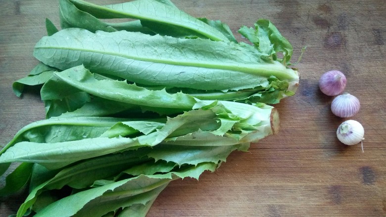 蒜蓉油麦菜,准备食材