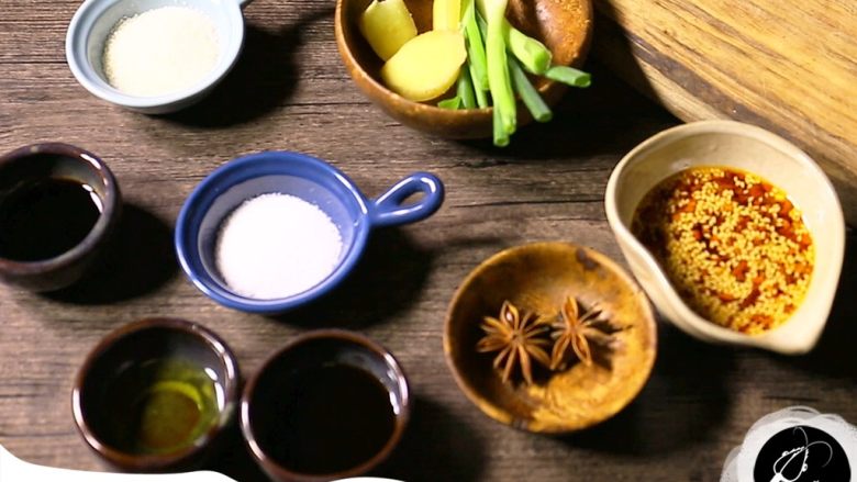 确认过眼神 你就是我想要的口水鸡,按照图片准备好食材
具体步骤看图片上的文字介绍