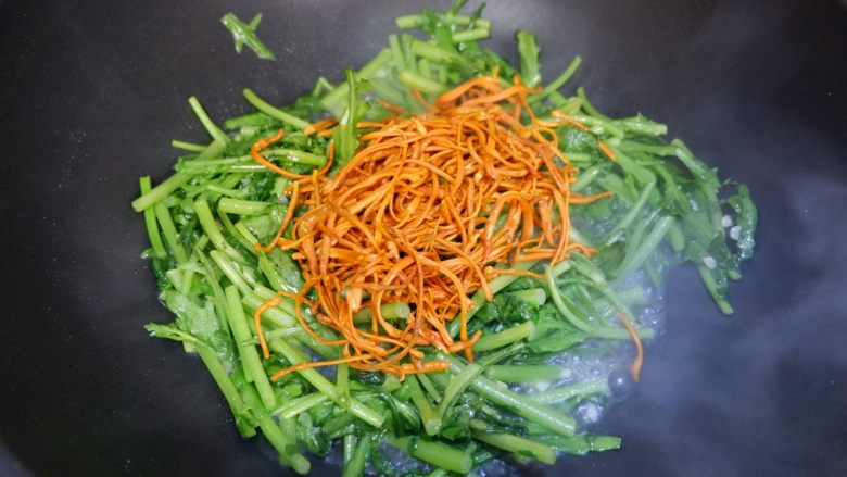 虫草花炒茼蒿,下虫草花,<a style='color:red;display:inline-block;' href='/shicai/ 721'>蚝油</a>,盐