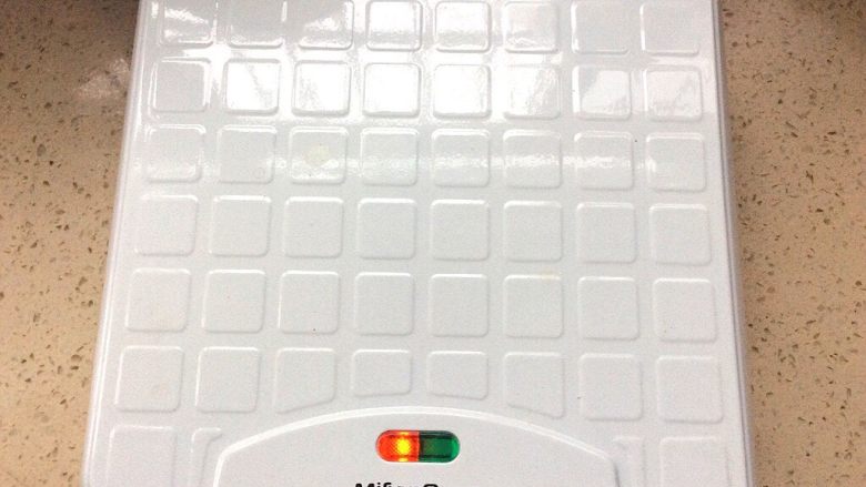 卡罗松饼粉版—华夫饼,盖上盖子，4—5就好了