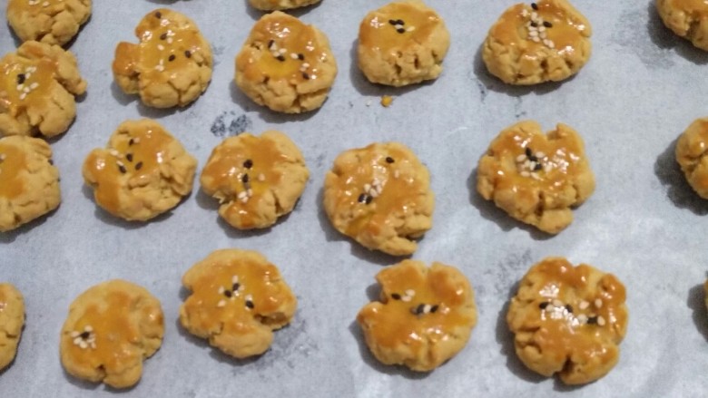 没有电子秤也可以做的一口酥,取出放凉。