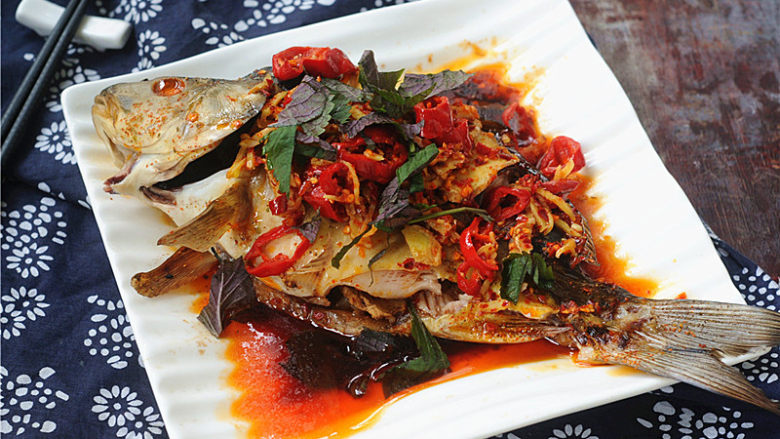 <span style="color:red">紫苏</span>蒸桂鱼
