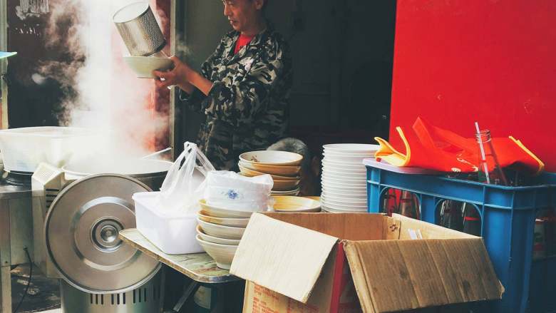 一碗豆腐面，一抹乡愁绵