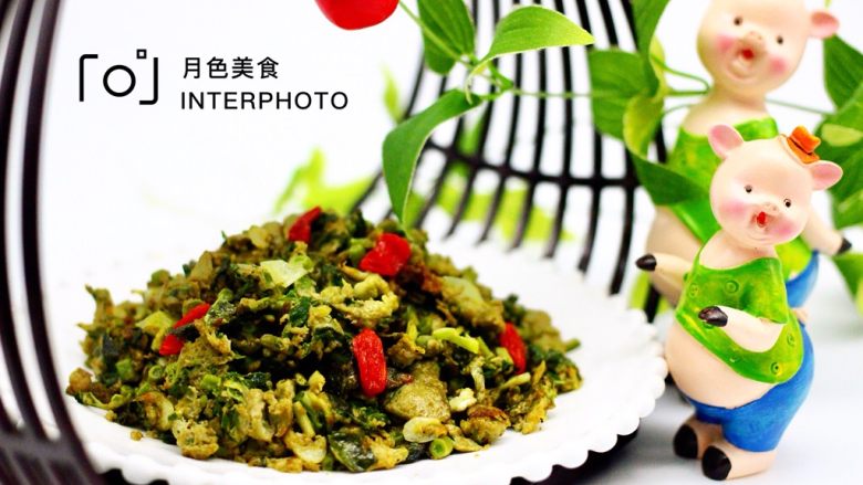 香椿虾皮炒鸭蛋,铛铛铛,香醇嫩如丝的香椿鸭蛋虾皮小炒出锅了,撒上提前用清水泡的<a style='color:red;display:inline-block;' href='/shicai/ 673'>枸杞</a>,绝对是营养完美100分,哇、哇、哇,满屋飘着那只有香椿才有的特殊香气,老公禁不住的拿起筷子就要吃,我说等一下,我就拍两张照片哈,嘻嘻结果拍了4张