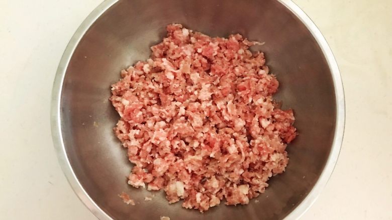 头伏饺子 鲜香的麻椒猪肉馅水饺,<a style='color:red;display:inline-block;' href='/shicai/ 34374'>猪肉馅</a>