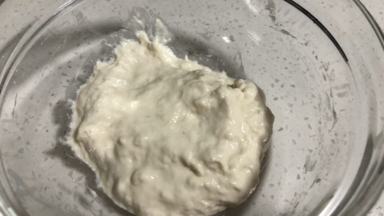 奥尔良烤鸡汉堡(波兰种),拌匀至无干粉
