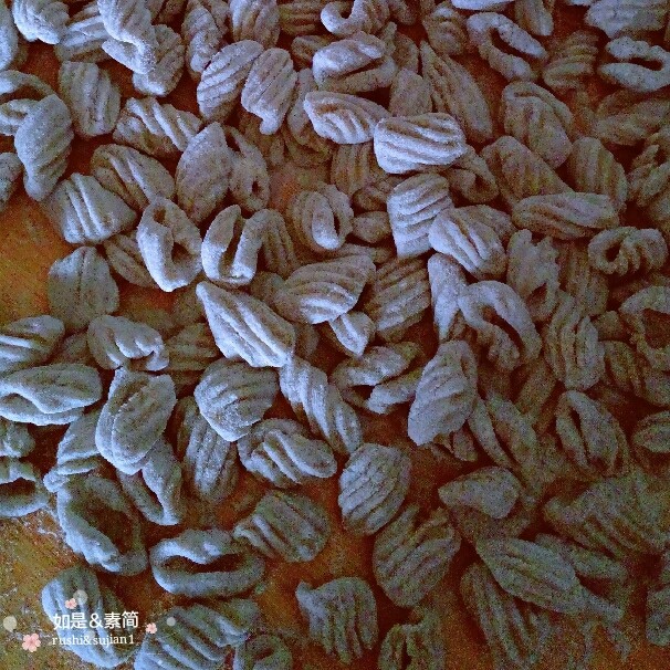 荞麦时鲜海螺面,做好的海螺面,是不是看起来还不错?