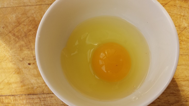 菌类料理~香菇鸡蛋汤,打一个<a style='color:red;display:inline-block;' href='/shicai/ 9'>鸡蛋</a>