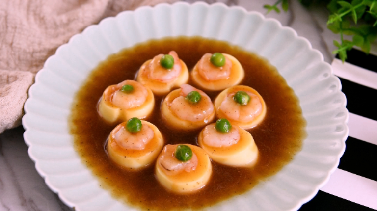 日本豆腐质地嫩滑，加上虾仁的鲜香口感，简直就是完美的搭配！