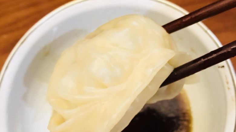 抱蛋煎饺,蘸醋,赞👍
我去包饺子啦!