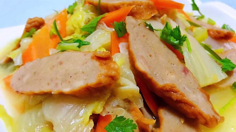 肉参炒白菜,白菜吸收了肉参的香味也有自己的清香味道一级棒
