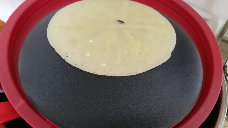 薄饼&东北四样吃薄饼,加热一会,饼自然脱落就好了。