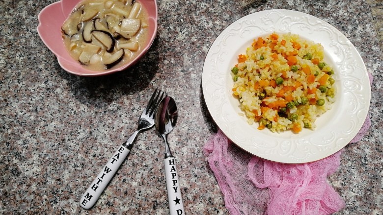 宝宝辅食—红薯胡萝卜豌豆焖饭,好好吃～