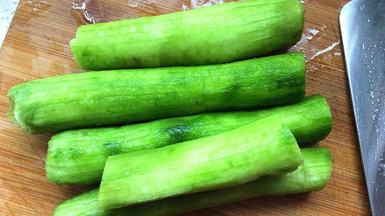 了不起的小番茄+番茄炒丝瓜,去皮