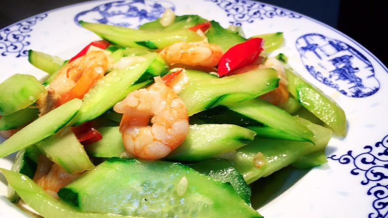 鲜虾仁炒黄瓜