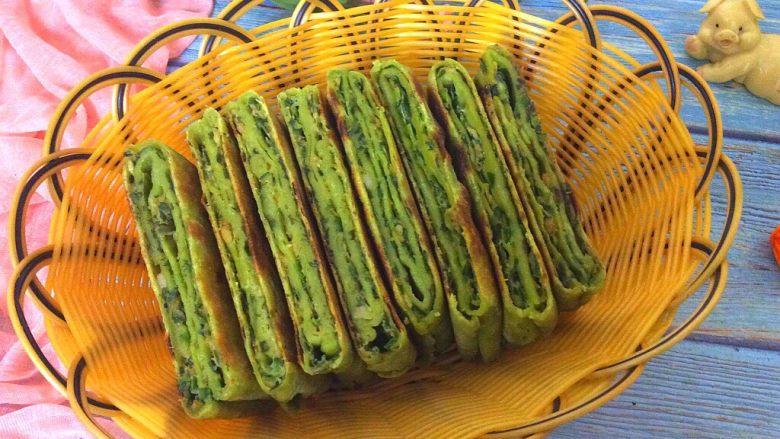 虾肉韭菜馅烫面菠菜面千层饼