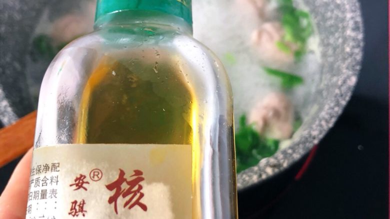 牛肉丸子菠菜汤,关火滴入少许核桃油,营养翻倍哦