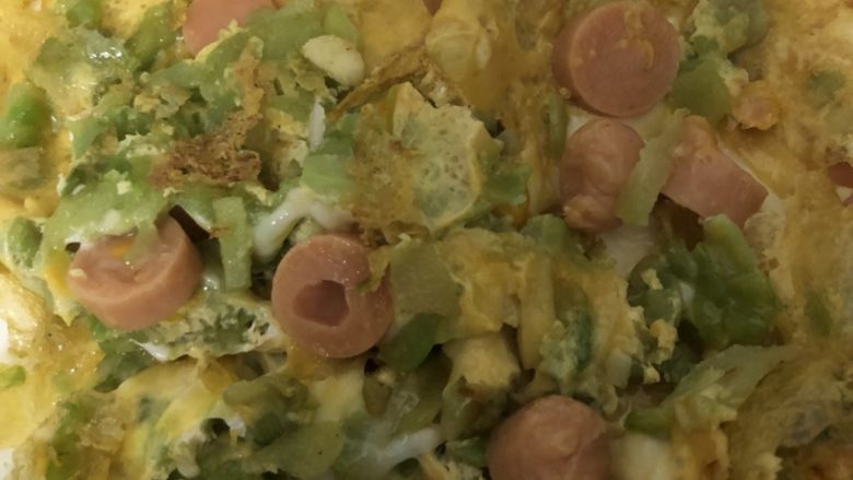 网红蛋蛋苦瓜味道的,大概这个样子很不错宝宝很喜欢吃