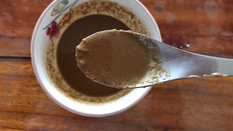 芝麻酱剪刀鱼面,正常的状态应该是这样子的,不能太稠