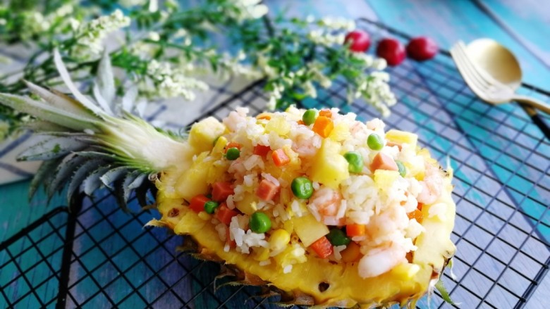 菠萝季+三鲜菠萝饭,成品图