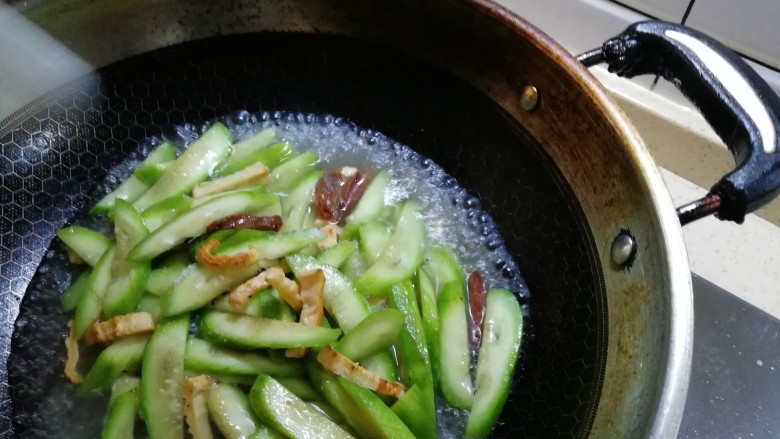 笋干丝瓜,加盐,味极鲜