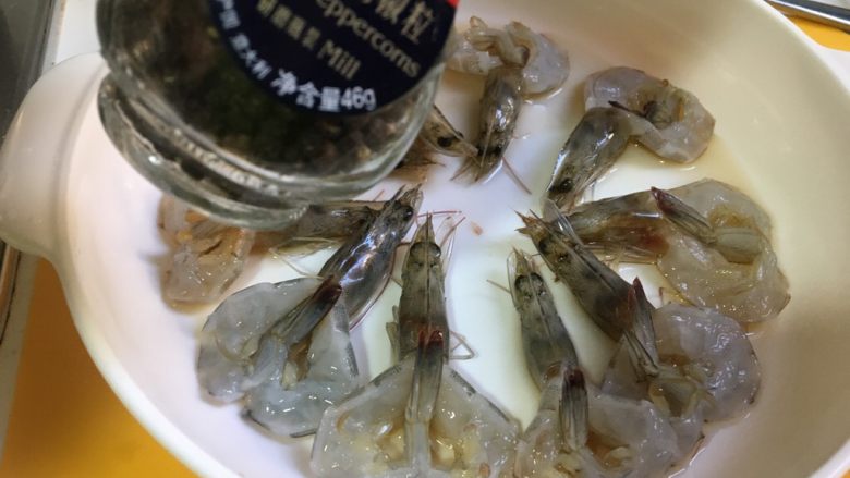 宴席菜-微波炉蒸虾,黑胡椒