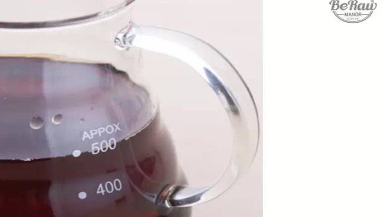 原创 |鲜咖啡拿铁牛奶冰棍,继续注水,当萃取量大约达到240ML时停止注水。