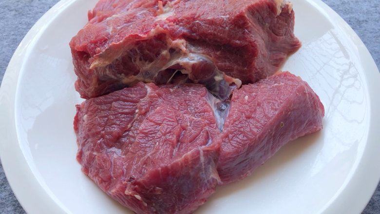 孜然牛肉,<a style='color:red;display:inline-block;' href='/shicai/ 216'>牛肉</a>500g