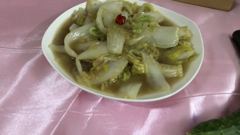 酸辣大白菜,完成、味道很好