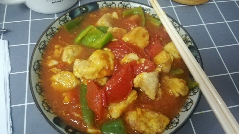 开胃酸甜辣肉块,好了,酸甜可口,带一点儿辣味真的开胃