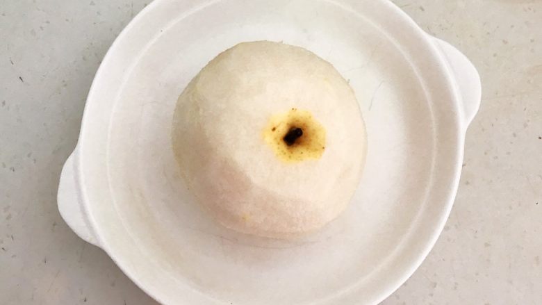 减脂健身菜 柠香黑椒三文鱼果蔬沙拉,给皇冠梨削皮