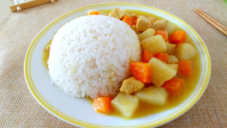 咖喱 鸡肉饭,做好的咖喱鸡肉饭