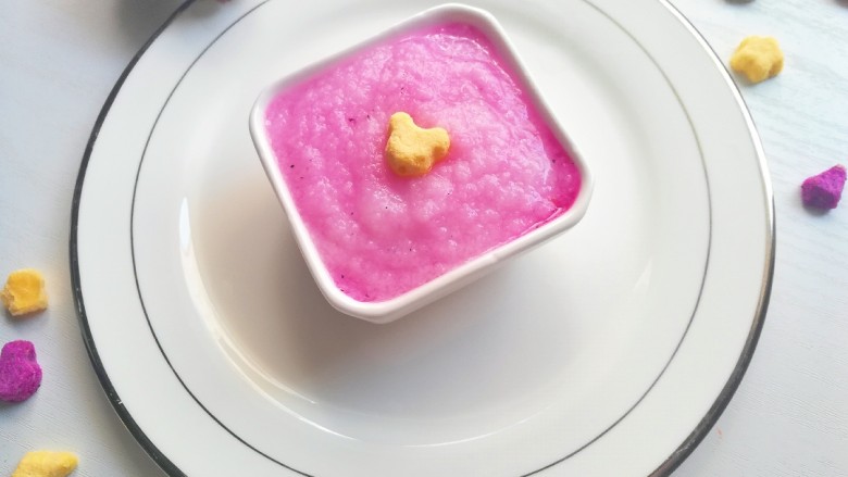火龙果味米粉糊,给小宝宝食用,一口一口吃不停