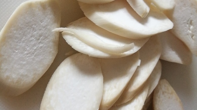 快手菜,芒果青豆炒虾仁,鸡腿菇切片