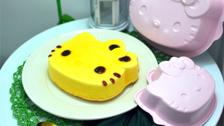 8寸kitty黄油蛋糕,成品图