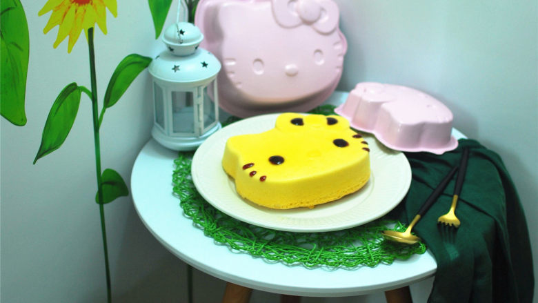 8寸kitty黄油蛋糕,成品图