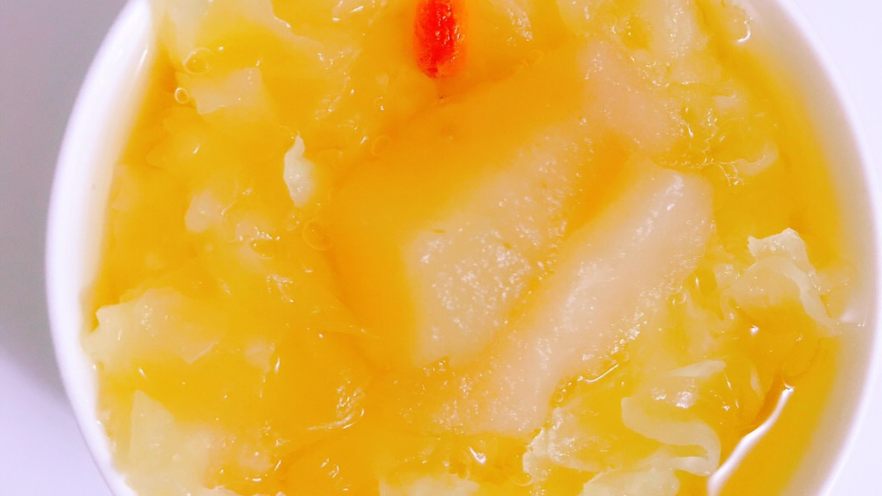 银耳雪梨羹