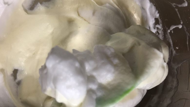 百香果溶豆,中间抖落，如此重复